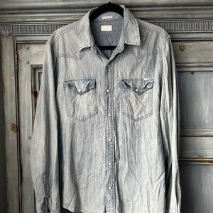 MOTHER Men's Denim Button down Shirt Size M